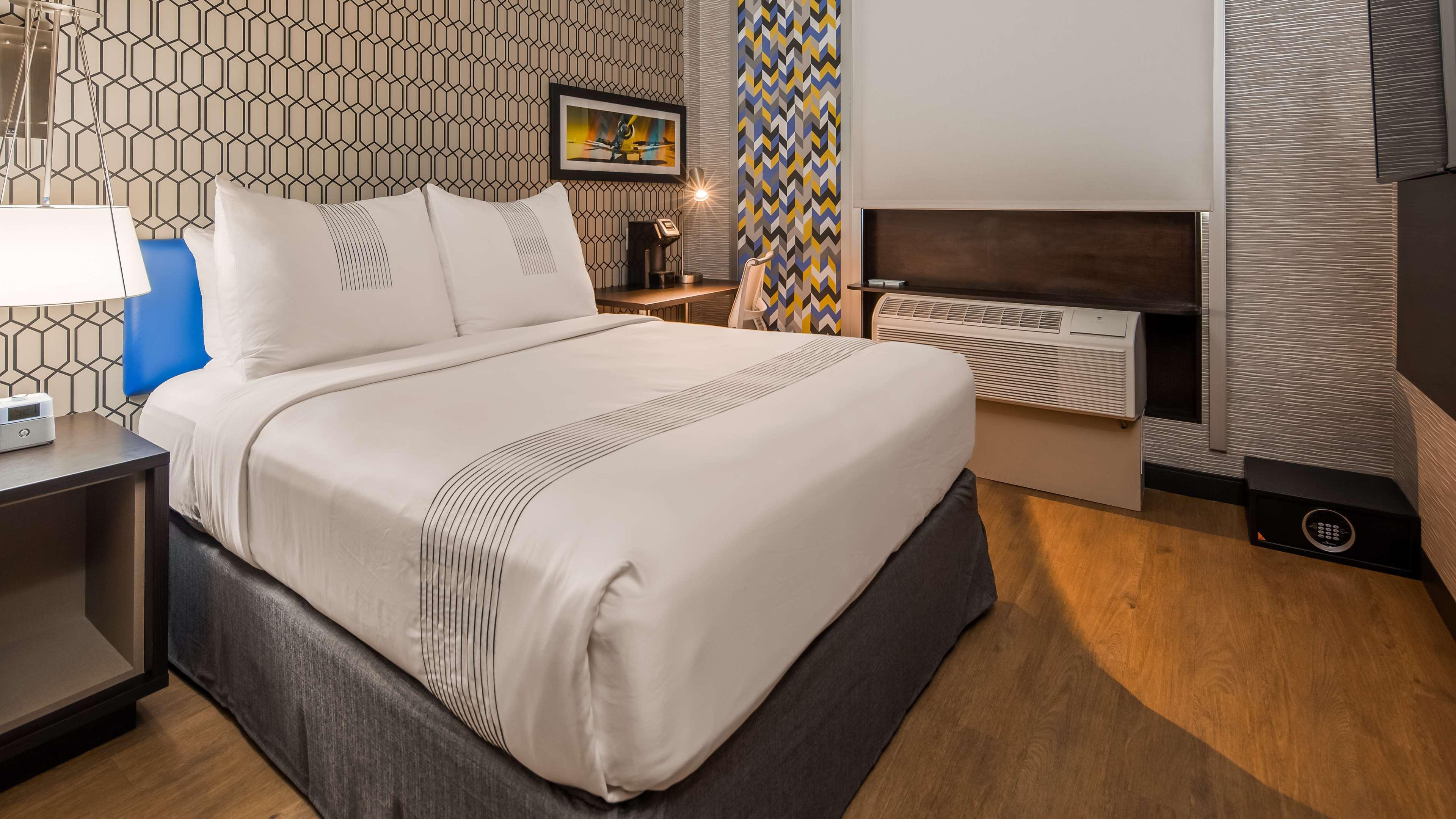 Glo Best Western Brooklyn Nyc New York Eksteriør billede