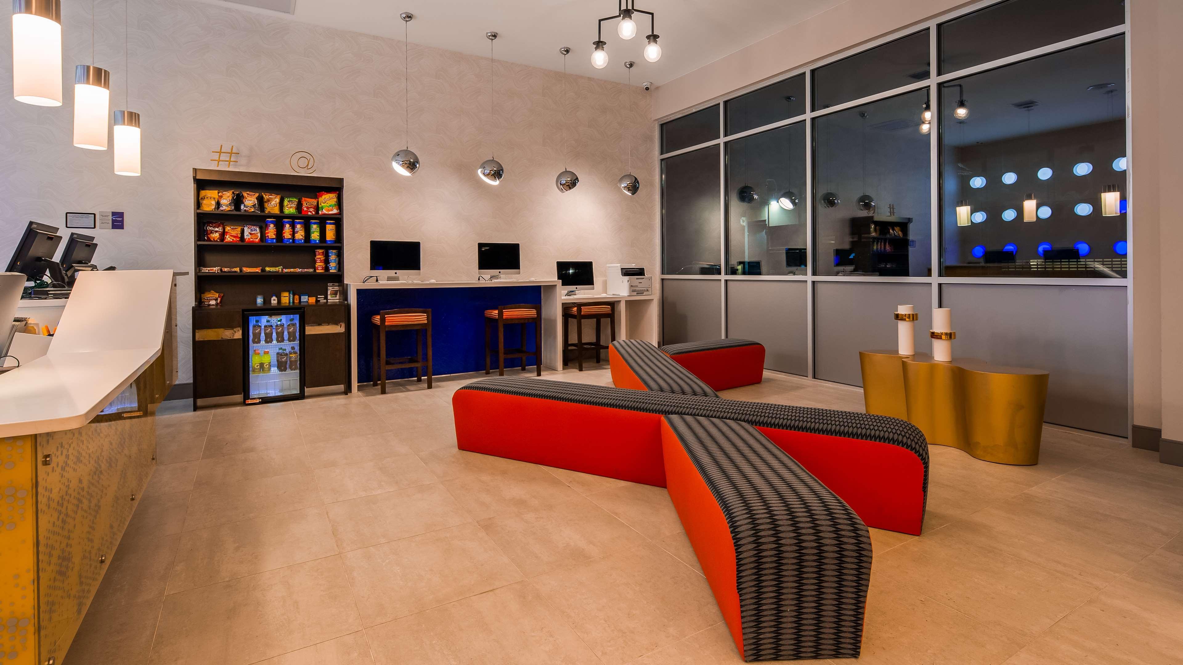 Glo Best Western Brooklyn Nyc New York Eksteriør billede