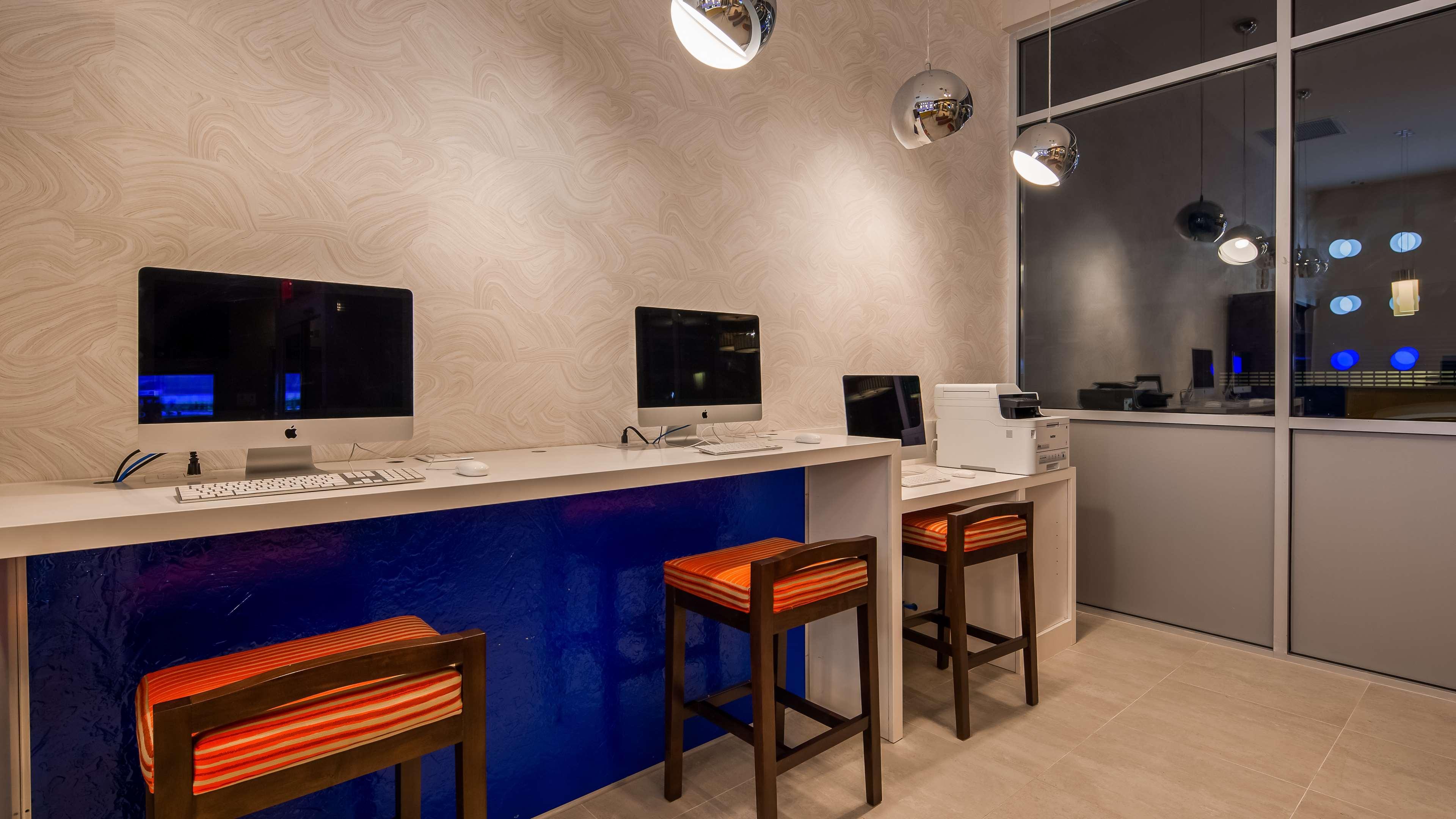 Glo Best Western Brooklyn Nyc New York Eksteriør billede